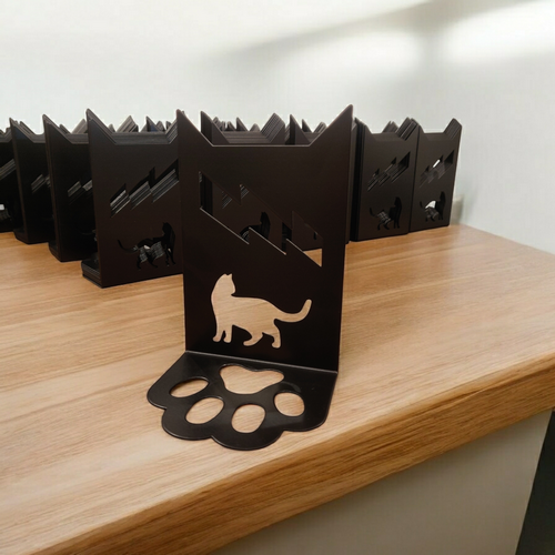 Metalowe podpórki do książek na zamówienie