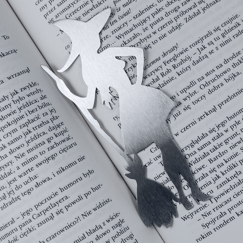 Metalowa zakładka do książki z wiedźmą