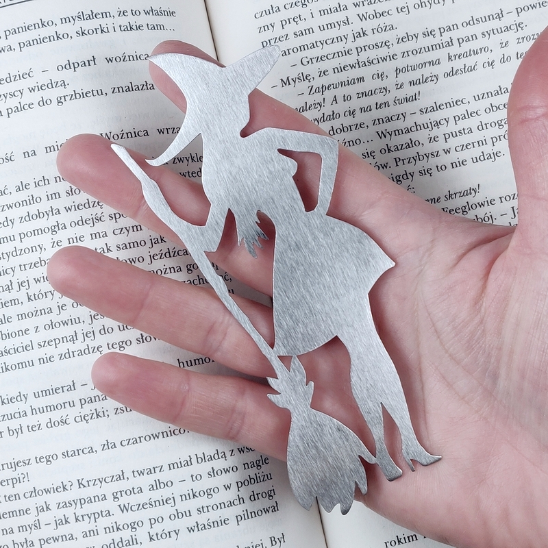 Stalowa zakładka do książki wiedźma