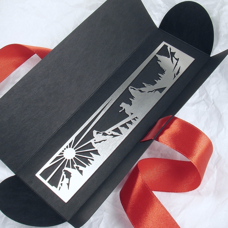 Stalowa zakładka do książek dla podróżnika