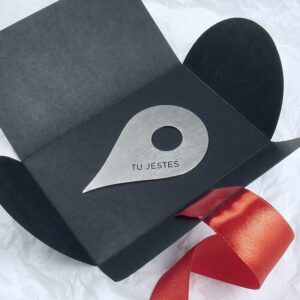 Stalowa zakładka do książek na prezent