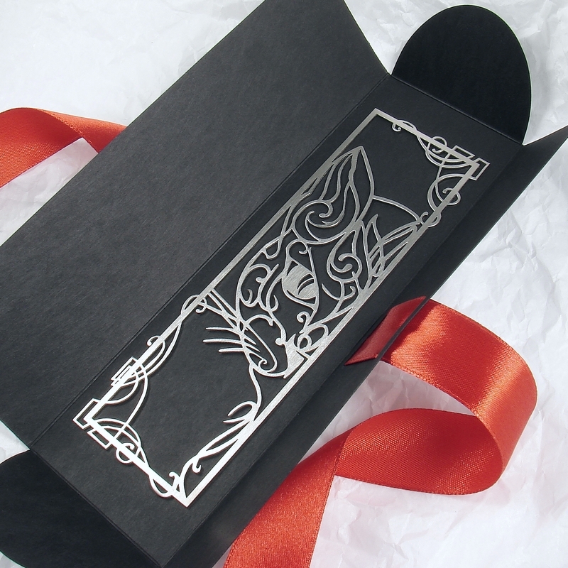 Ażurowa zakładka do książek kot