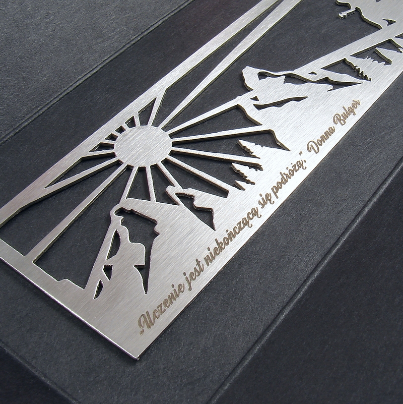 Metalowa zakładka z grawerem